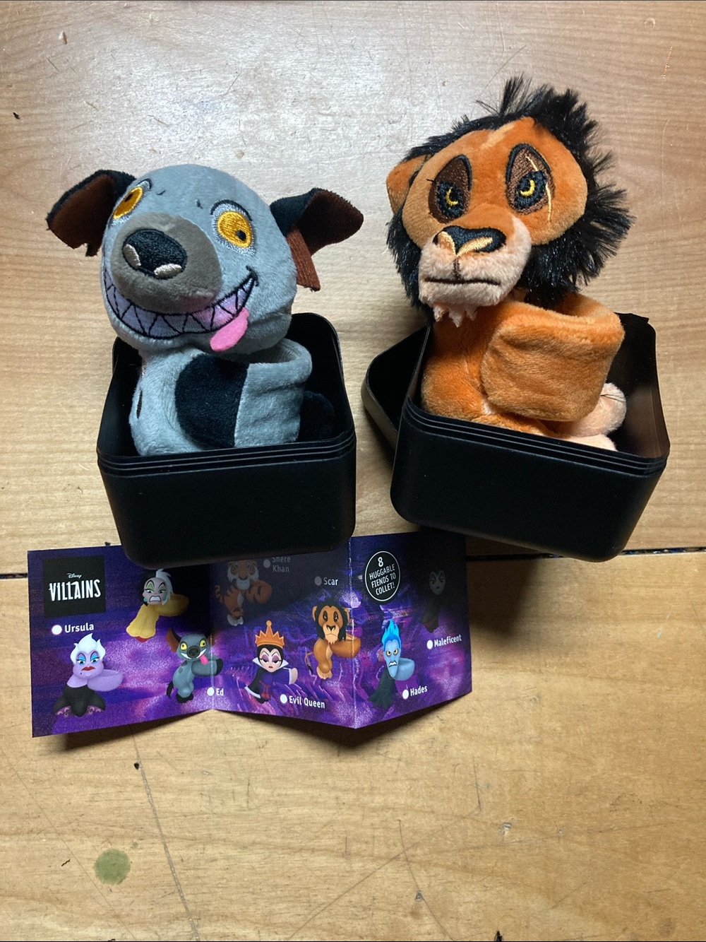 Disney Villains Cutie Cuff Creepy Cuff Scar and Ed, The Lion King